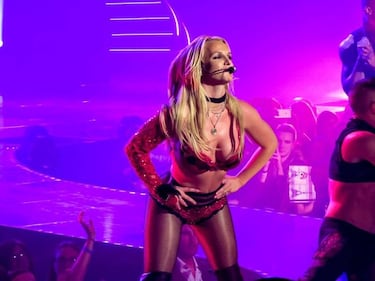 Britney Spears, topless sexy su Instagram 26