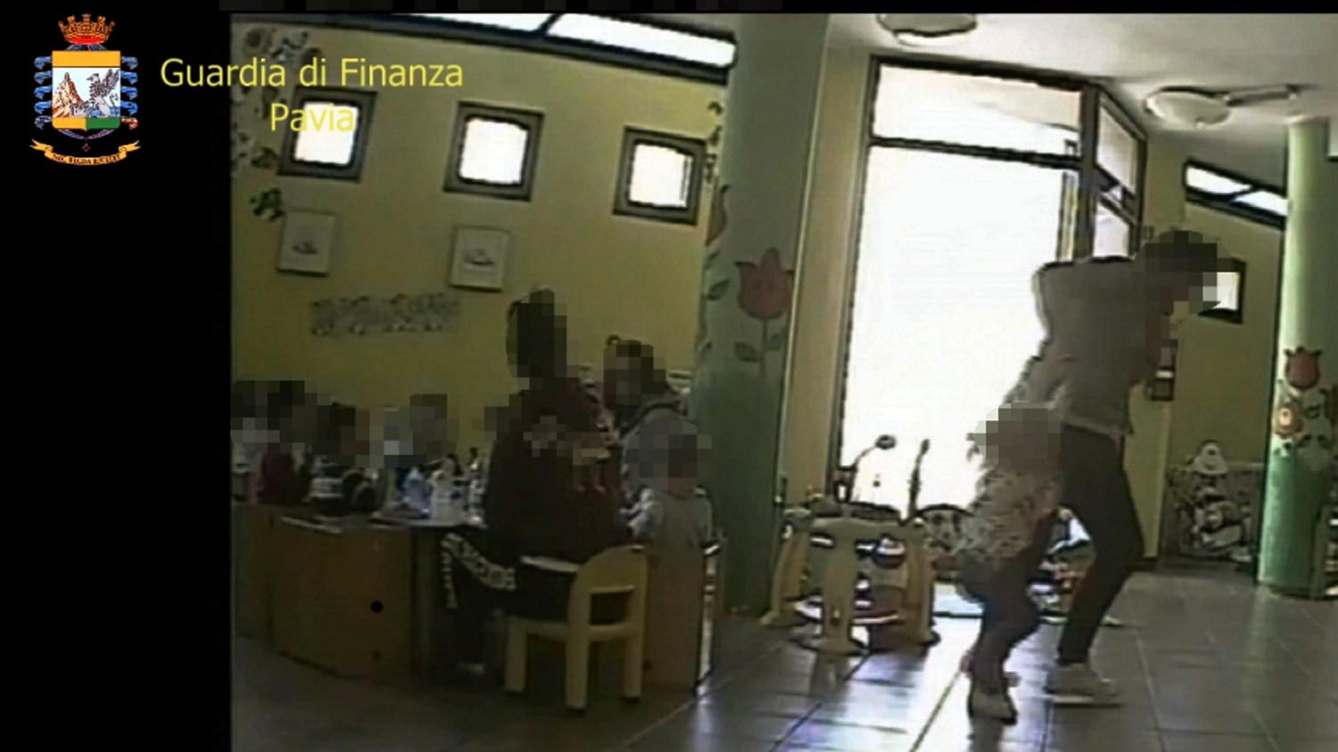 Cernobbio,maestra maltrattava i bambini in un asilo nido: arrestata
