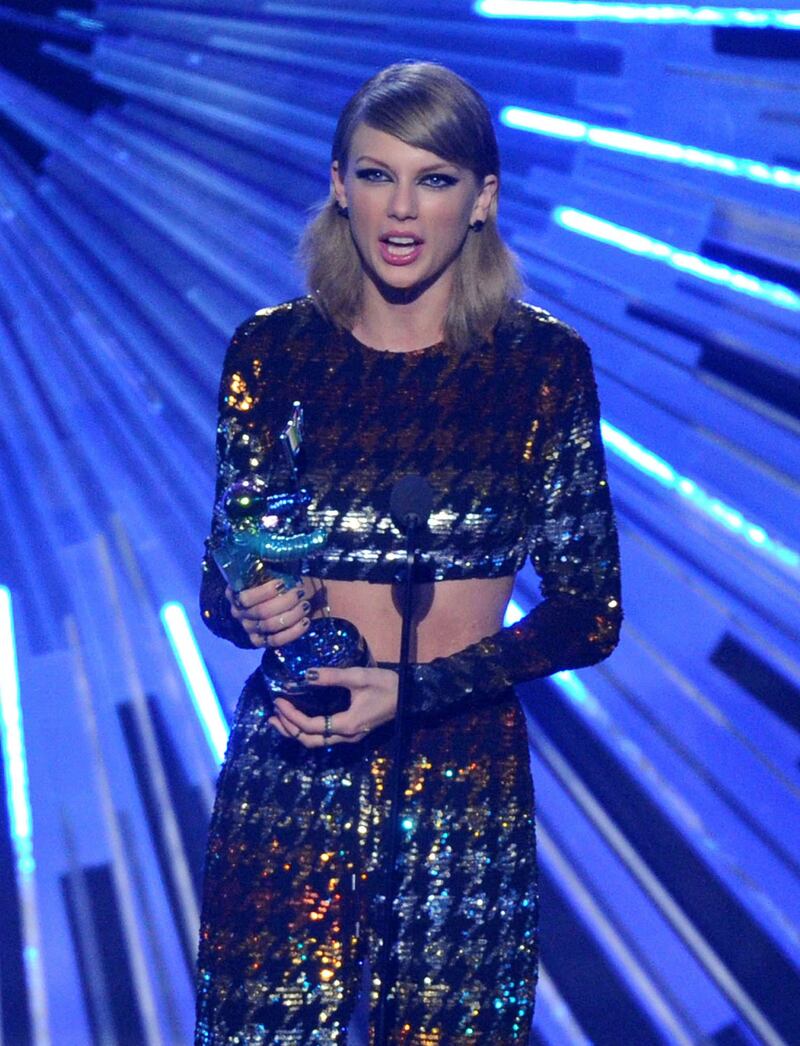 MTV VMA 2015, il trionfo di Taylor Swift e Miley Cyrus 19