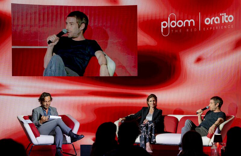 Conferenza stampa Ploom red
