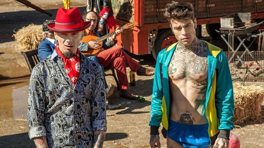 Fedez e J-Ax puntano agli 80mila. E San Siro sarà a 360 gradi