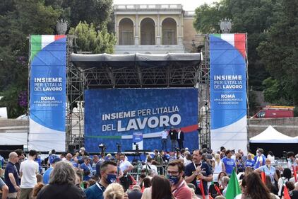 Manifestazione del centrodestra contro Conte 8