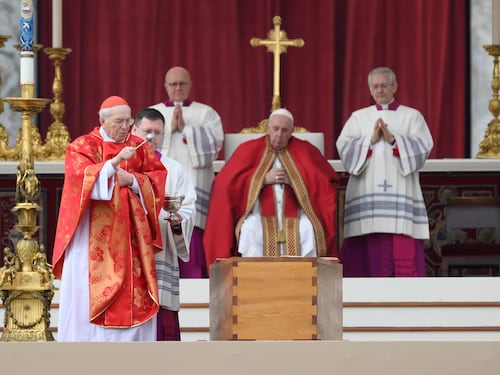 Il Re dei cardinali che darà l'estremo saluto al Pontefice