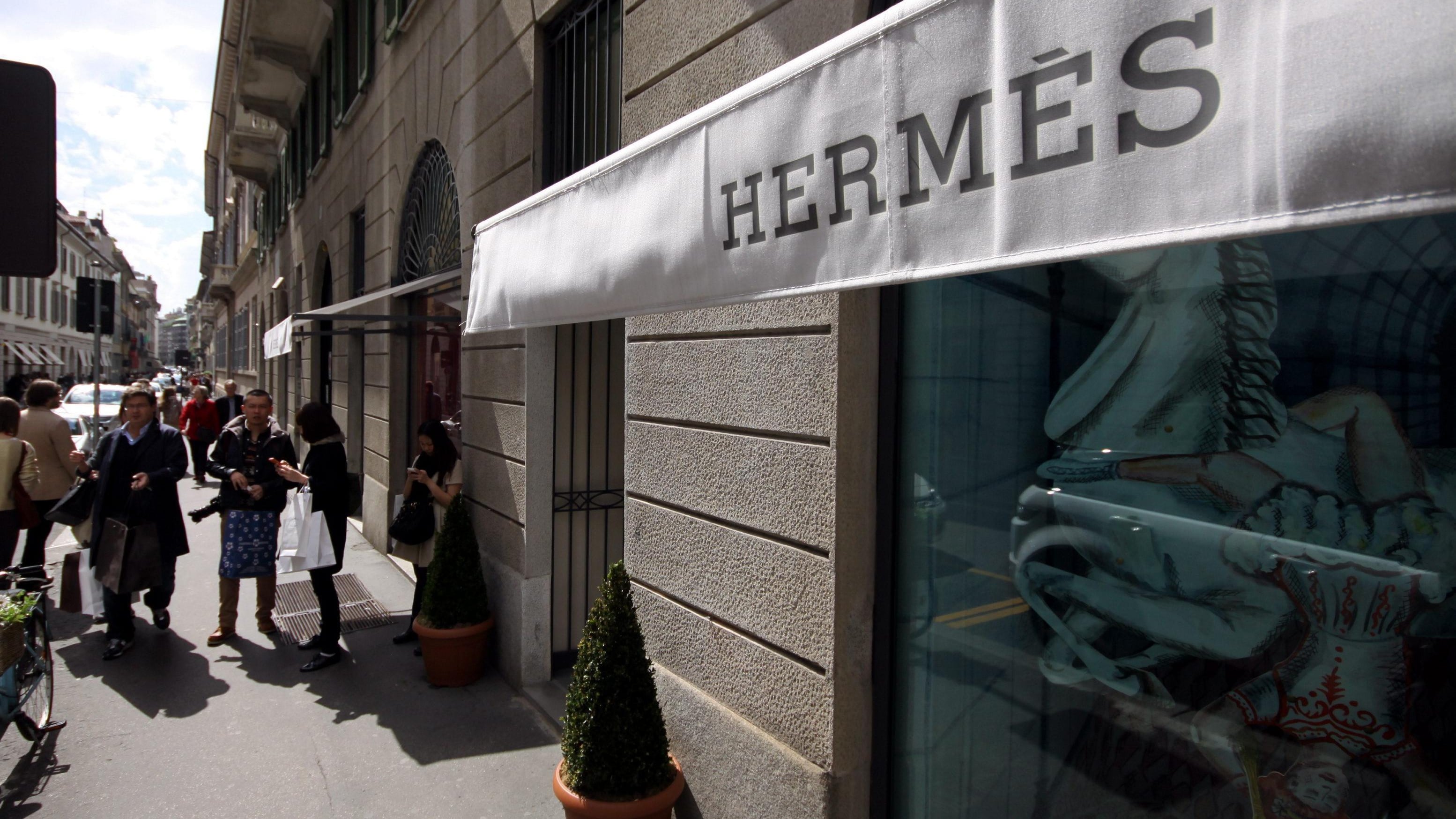 Lunedì Hermès cambia casa