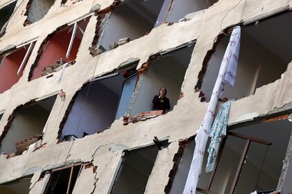 Autobomba contro la polizia a Diyarbakir 5