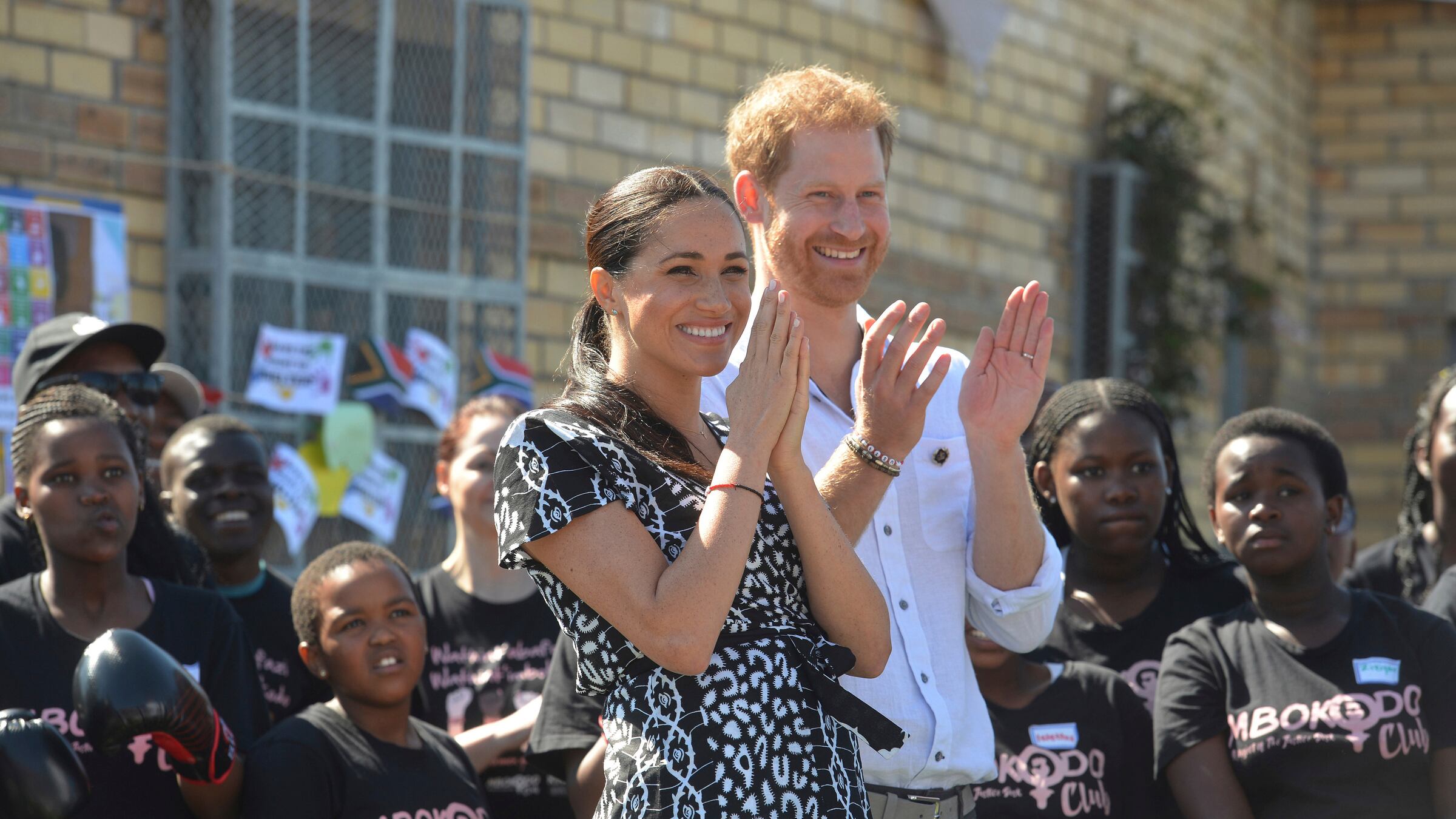 "Meghan Markle ha sempre voluto eclissare Lady D." Verità scottanti dalla scrittrice e confidente di Kate