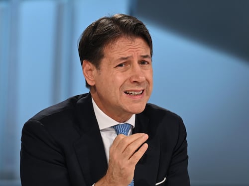 "Non era un condono". Ma il decreto sbugiarda Conte