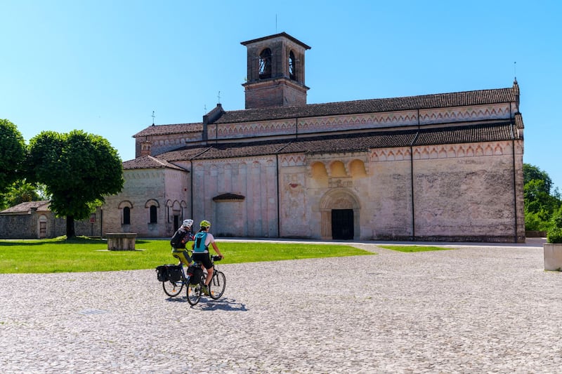 In bicicletta tra le colline del Collio