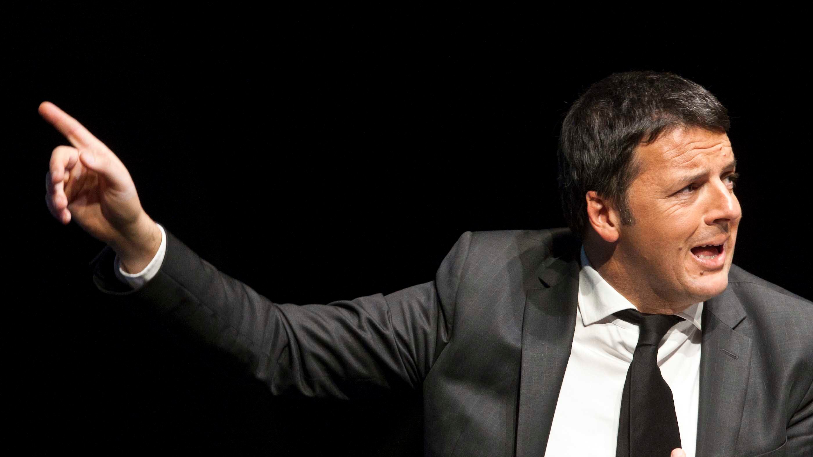 Abolizione del Senato, Renzi sfida i contrari: "Voglio nomi e cognomi"