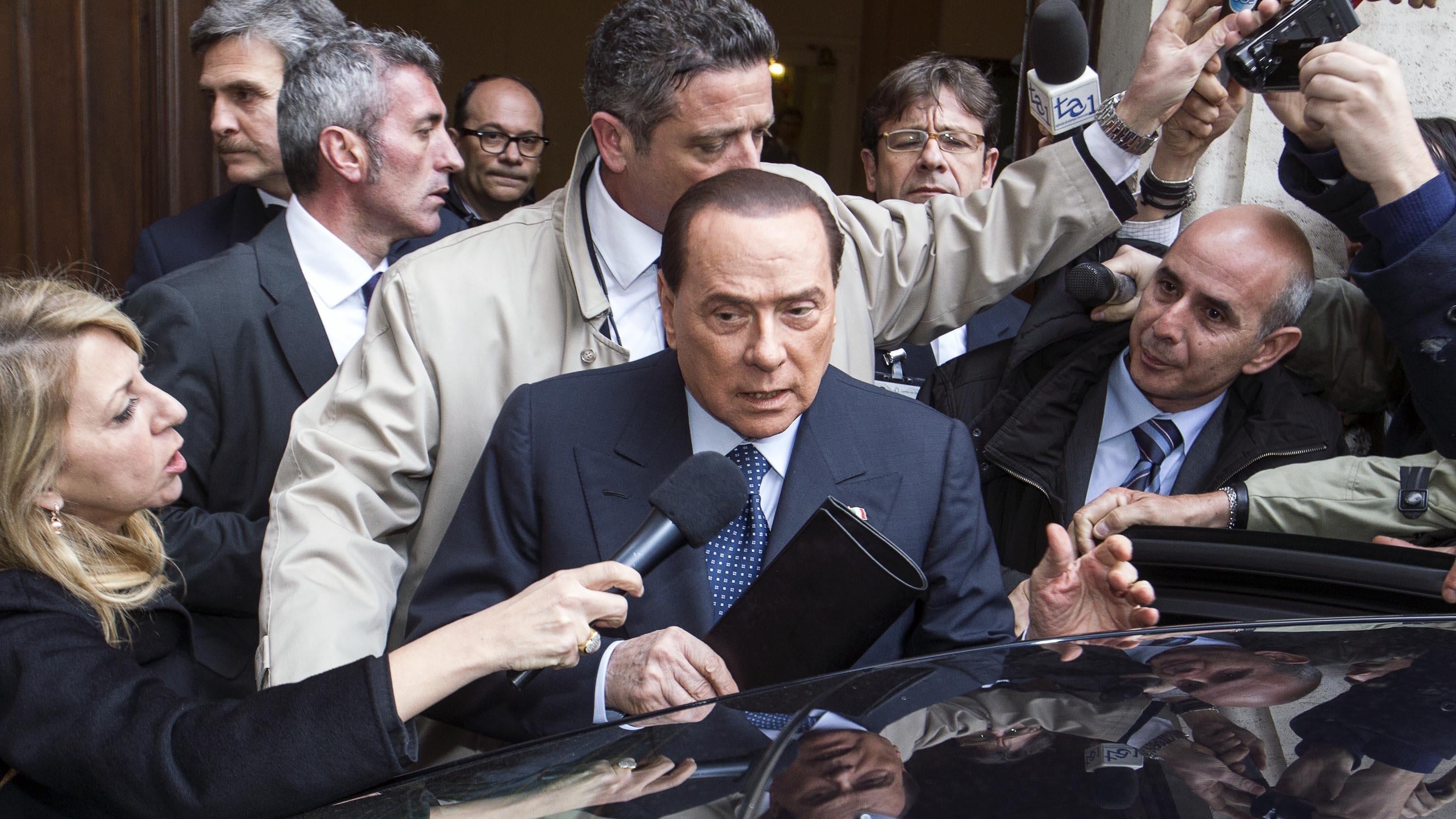 Berlusconi: "Governo forte o voto a giugno"