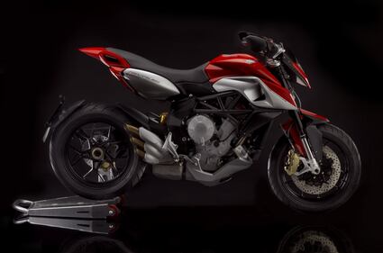 MV Agusta Rivale 800 1