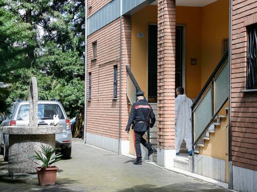Figlio disabile e moglie malata. Li uccide poi si toglie la vita