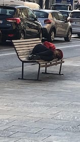 Degrado nel quartiere dello shopping milanese 1