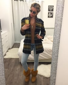 Paola Caruso hot in reggiseno su Instagram 26