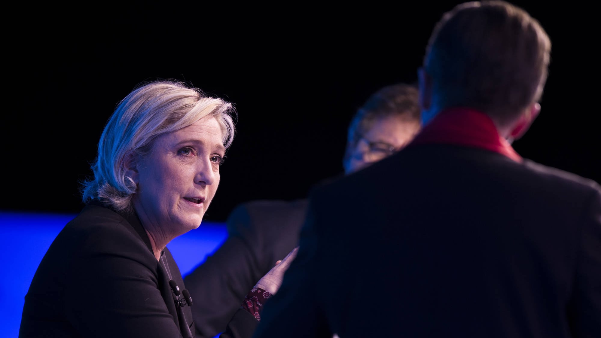 "Così diremo addio all'euro". Ecco il piano della Le Pen per sganciarsi dall'Ue