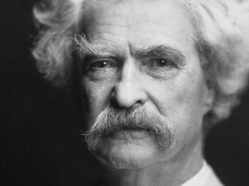 Dopo tanto sarcasmo, avventure e monellerie Twain s'innamorò della "Pulzella d'Orléans"