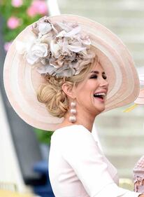I cappelli e i look più curiosi del Royal Ascot 8