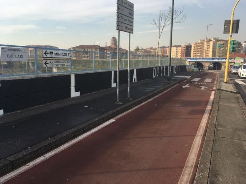 Milano, la scritta "Duce a Noi" al posto di "Bella ciao" 2