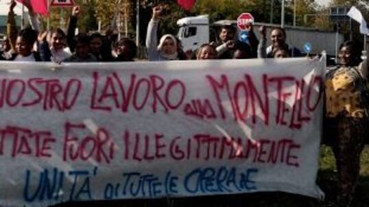 Nel Bergamasco, diciassette immigrate licenziate in lotta per il lavoro