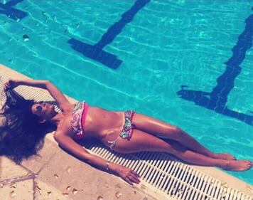 Pamela Prati, scandalo hot al monumento 12