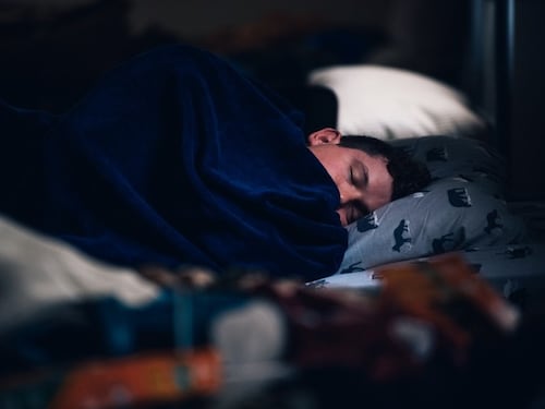 "Paralizzati nel sonno": ecco come e quando accade