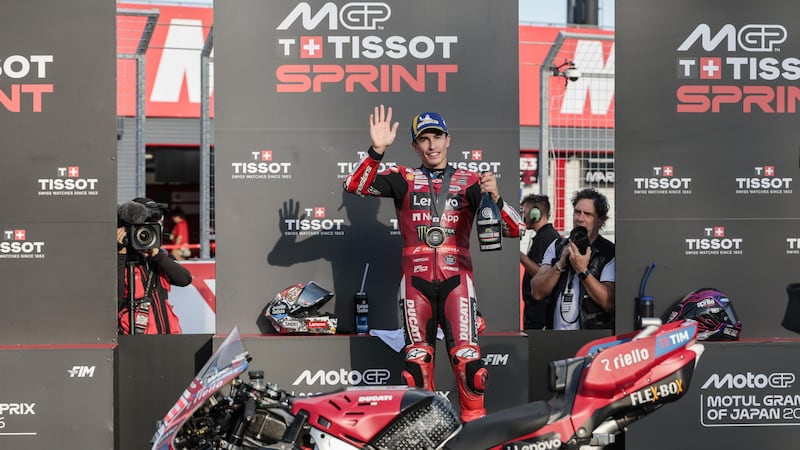 MotoGp, duello in Giappone: Marquez vince la sprint race, pole a Martin