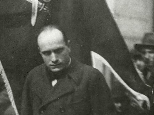 I fascisti milanesi in campo da soli