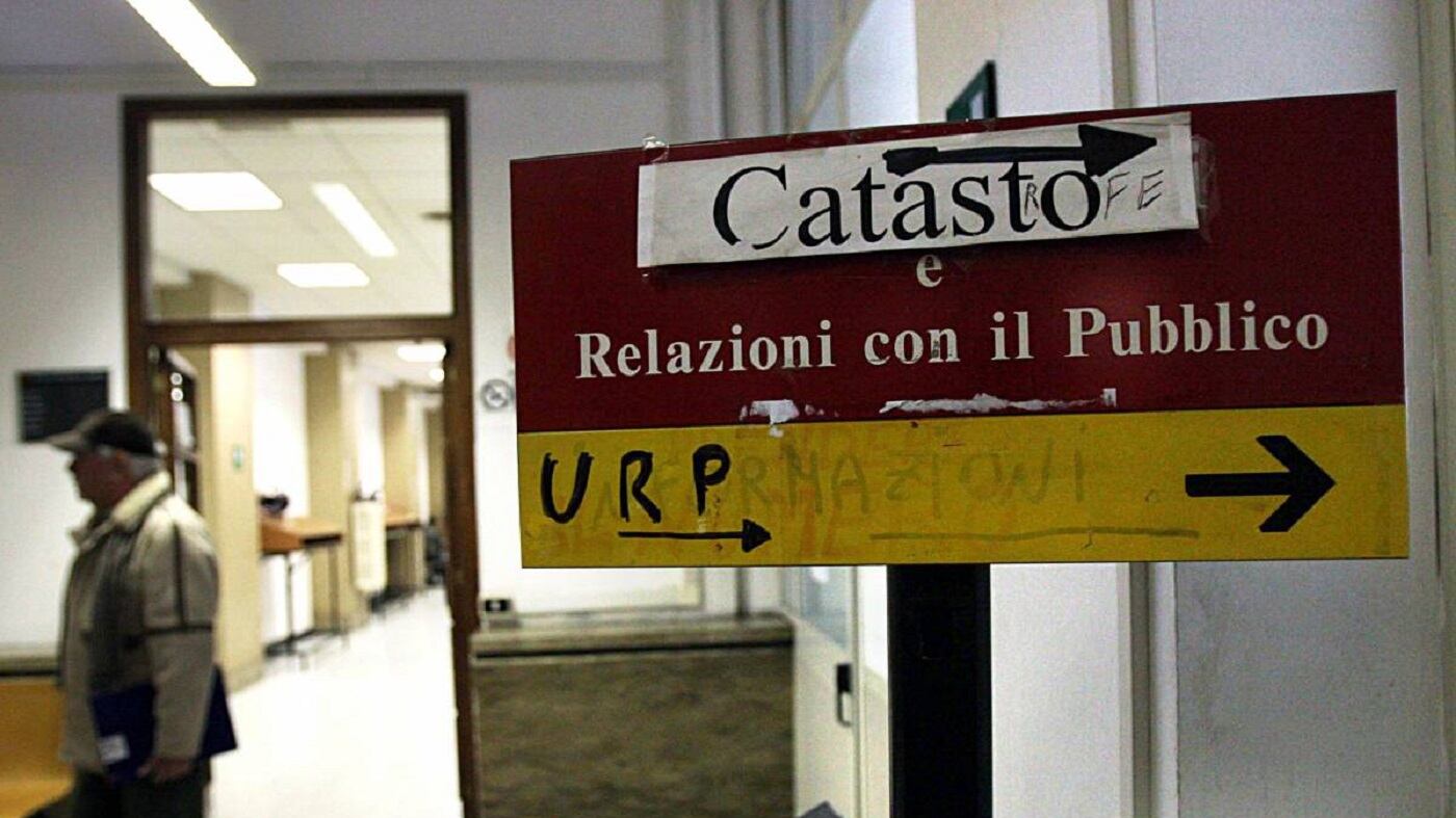 "La casa è un bene sacro". Centrodestra compatto sul catasto. E si sveglia pure Conte