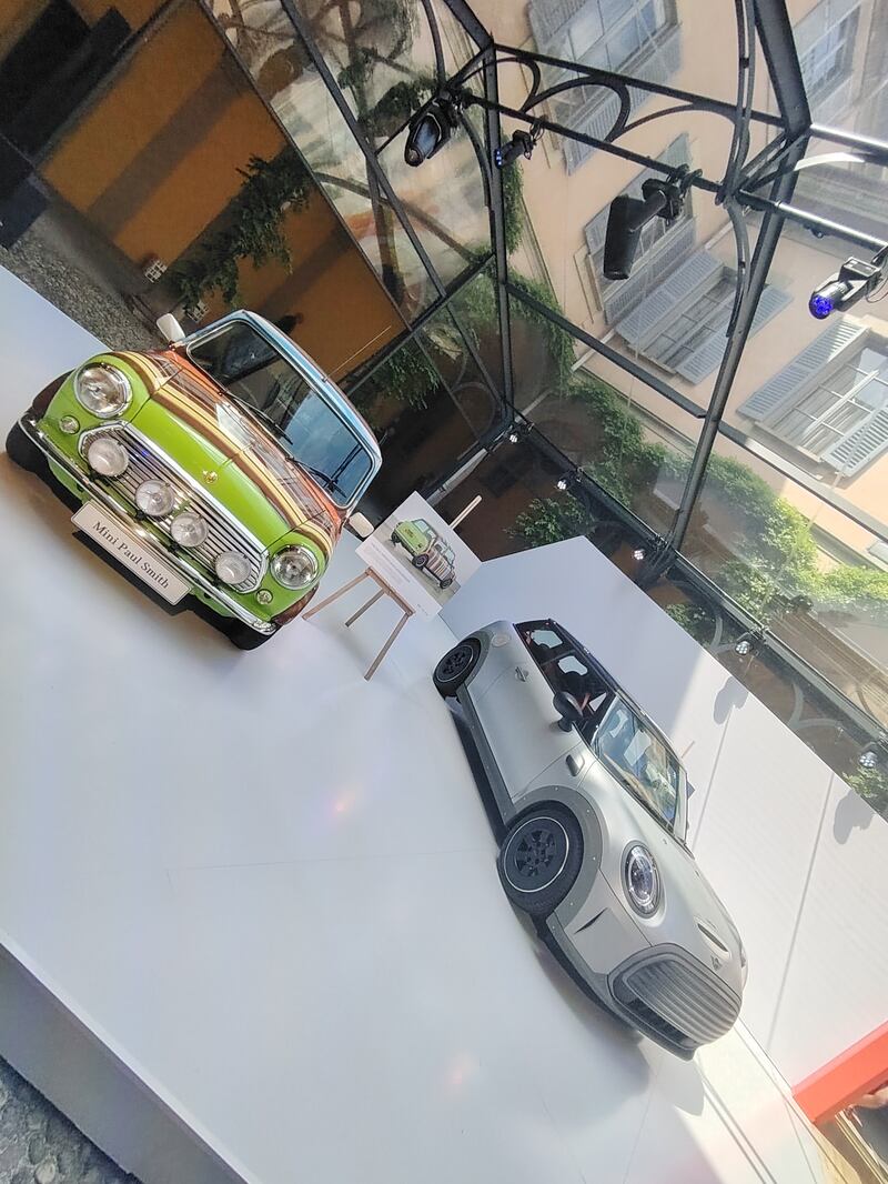 Mini