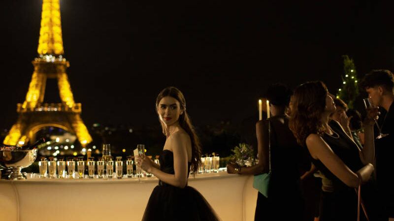 L’erede di Sex & The City? A trovarlo ci pensa Netflix con Emily in Paris