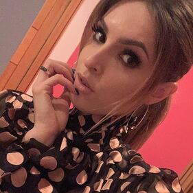 Laura Slowiak spopola su Instagram 3