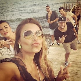Carolina Marconi, selfie piccanti e seno da urlo sotto il bikini 8