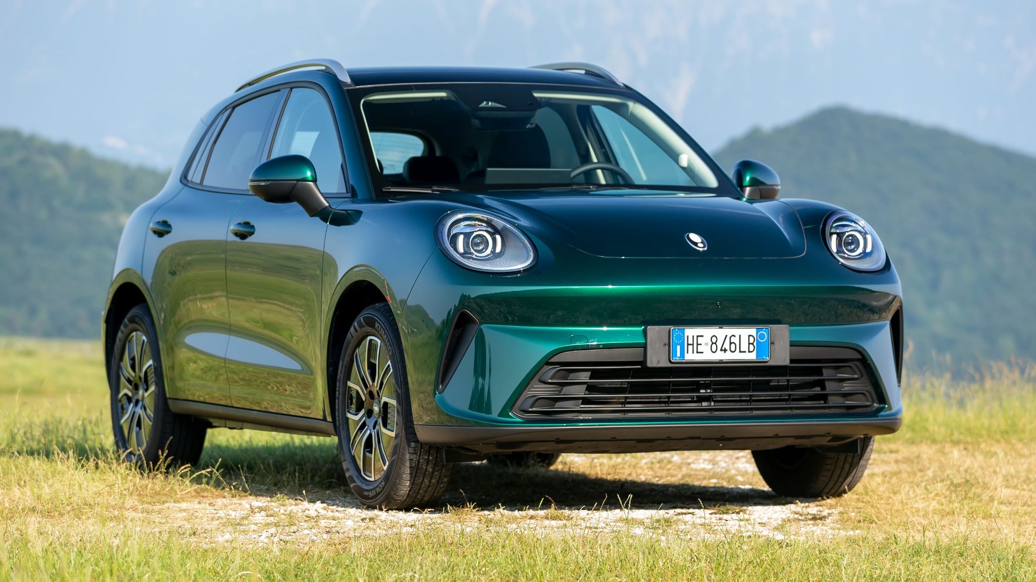 GWM ORA 5: la prova del modello a benzina e il lancio in Italia