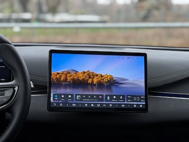 BYD Seal 6 DM-i Touring: guarda tutte le foto 19