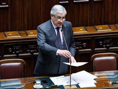 Ue, i tre voti diversi della maggioranza