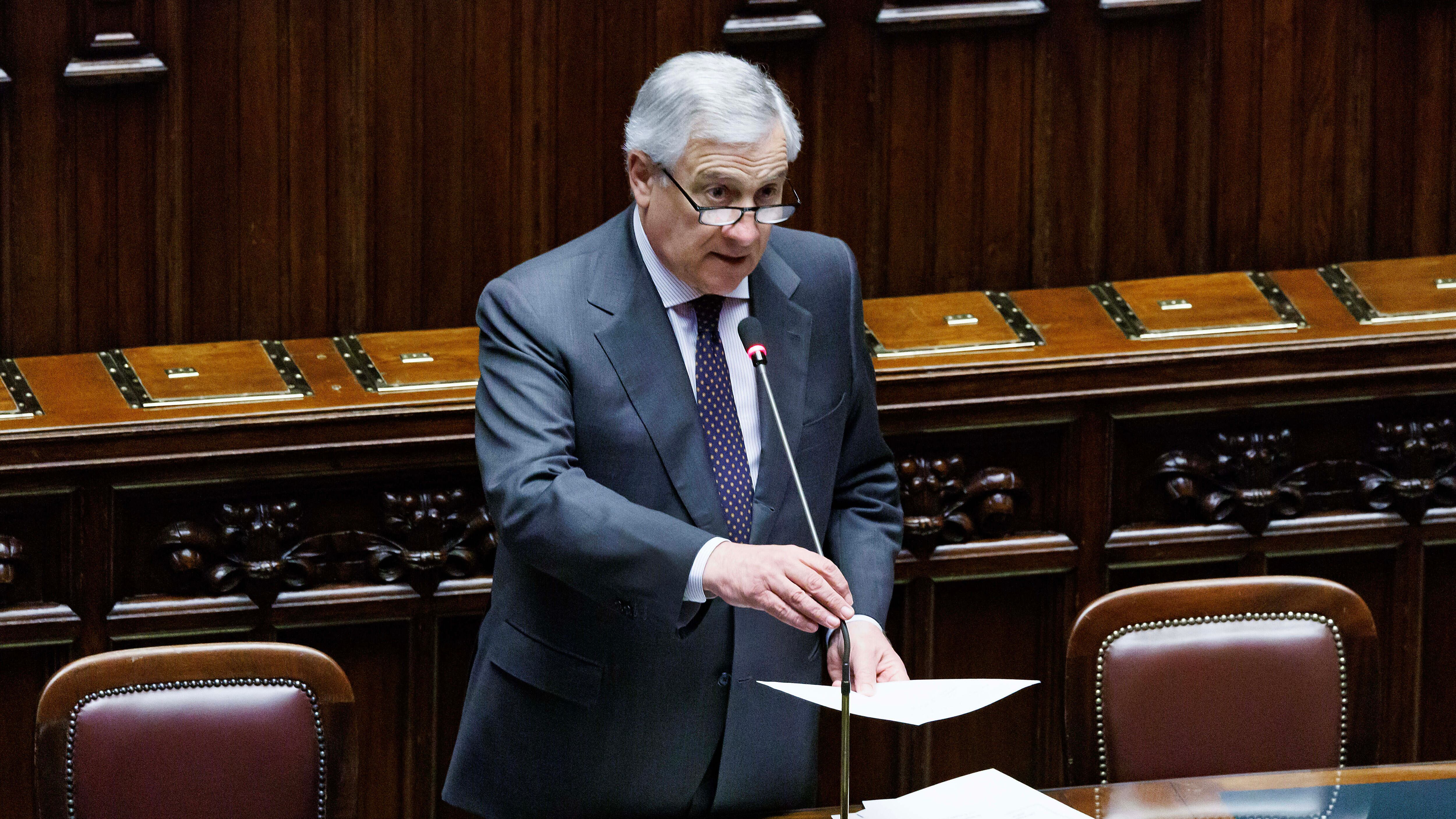 Ue, i tre voti diversi della maggioranza