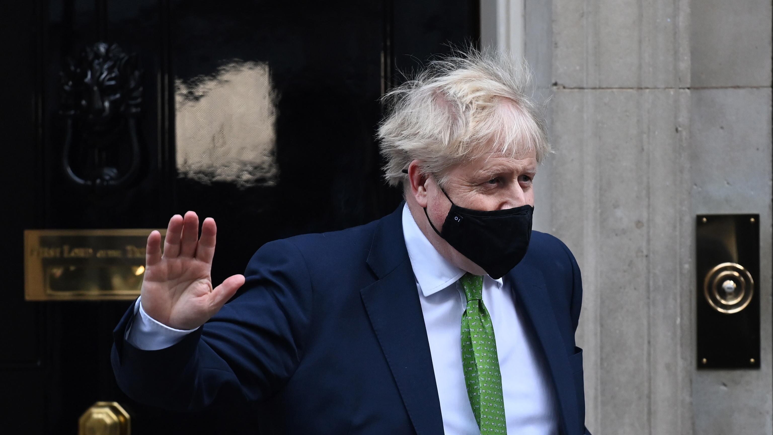 Johnson avverte Putin: "Invasione? Ha sbagliato i calcoli..."