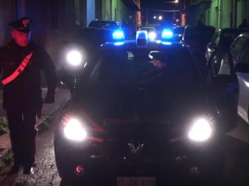 Mestre, pusher nigeriano si chiude in casa e minaccia proprietaria