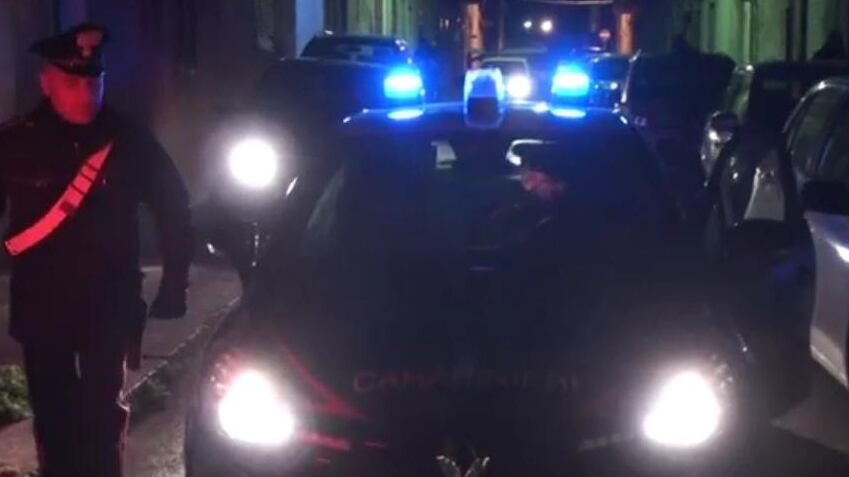 Mestre, pusher nigeriano si chiude in casa e minaccia proprietaria