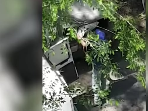 La Raggi smaschera altri "zozzoni": buttavano calcinacci nei cassonetti