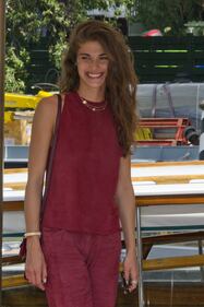 Mostra di Venezia, l'arrivo della madrina Elisa Sednaoui 3