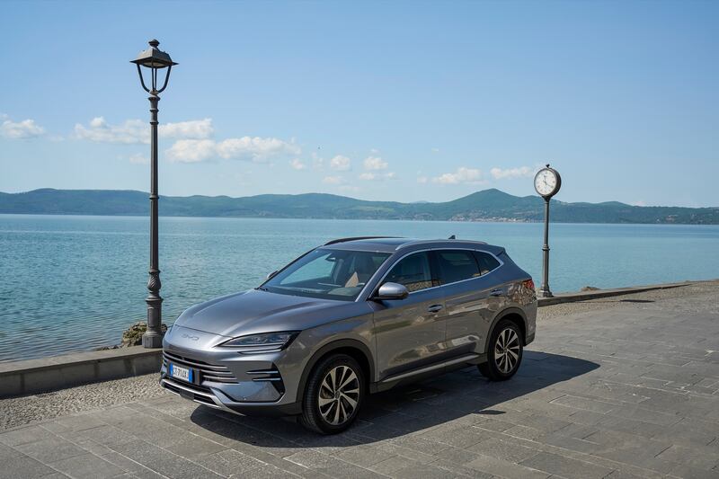 Le foto di BYD Seal U DM-i: il SUV plug-in che punta tutto su comfort ed efficienza 6