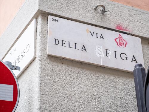 "Toponomastica femminista", blitz di Non una di Meno a Milano