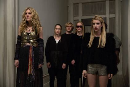 American Horror Story si rinnova, le sexy protagoniste 30