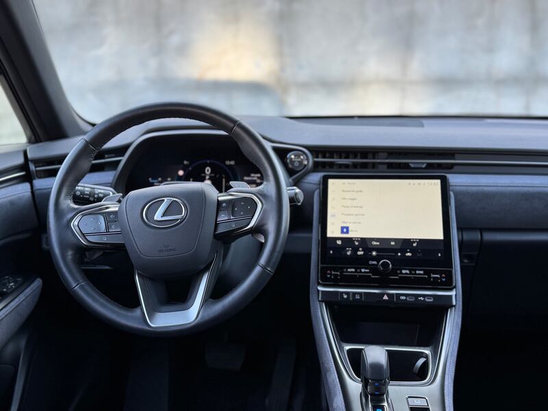 Lexus LBX: guarda la gallery del nuovo B SUV ibrido premium giapponese 14