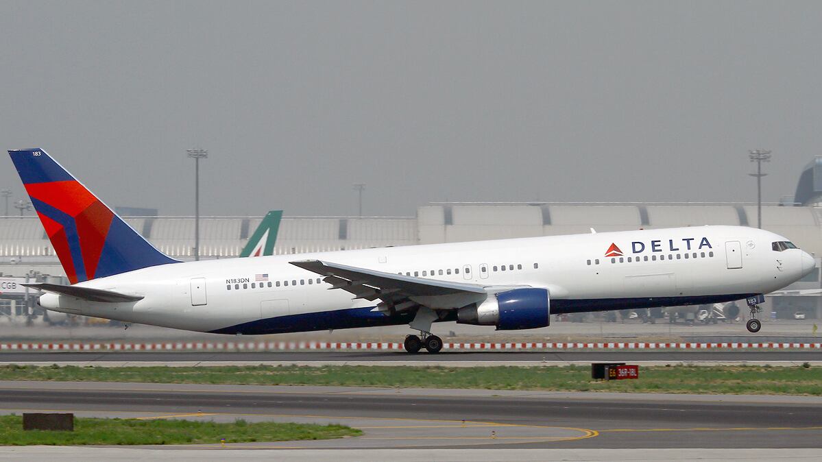 In aereo arriva la "last class". Così si vola sulle ali della crisi