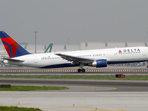 In aereo arriva la "last class". Così si vola sulle ali della crisi