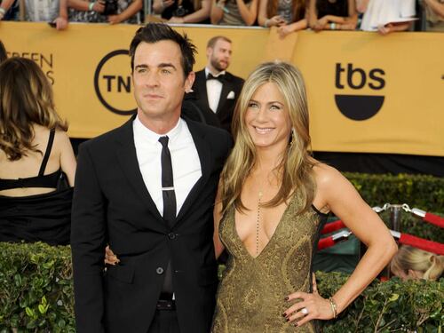Jennifer Aniston: scollatura hot ai SAG Awards 2015