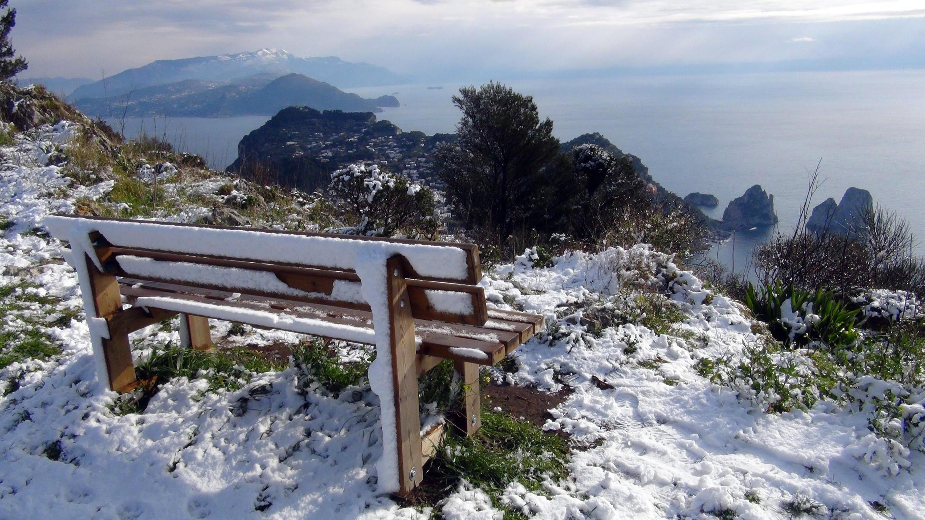 Maltempo, è allerta neve Fiocca già in tutto il Sud, domani nevicate al Nord