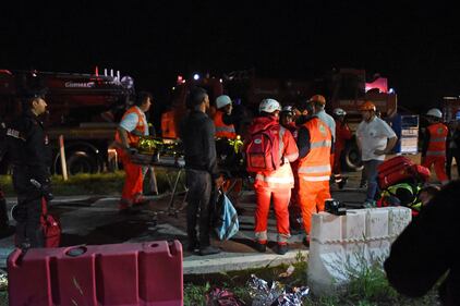 Treno contro un Tir nel Torinese